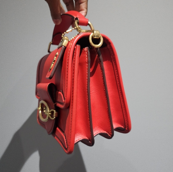 Coach hero bag in sport red - Picture 6 of 6